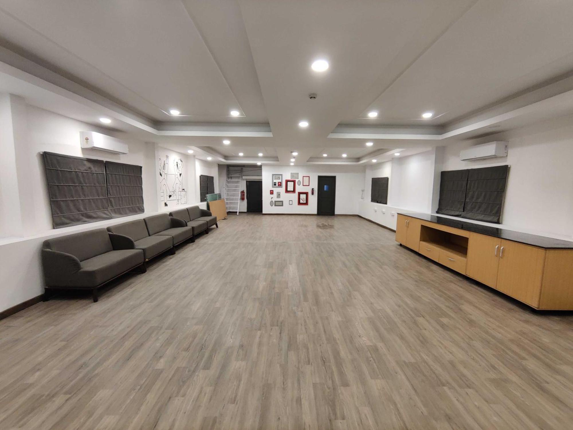Super Townhouse Habitat New Town Rooms & Party Spaces Calcutta Extérieur photo