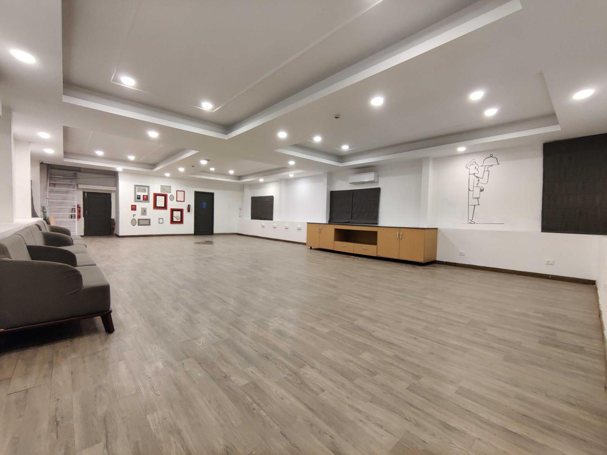 Super Townhouse Habitat New Town Rooms & Party Spaces Calcutta Extérieur photo